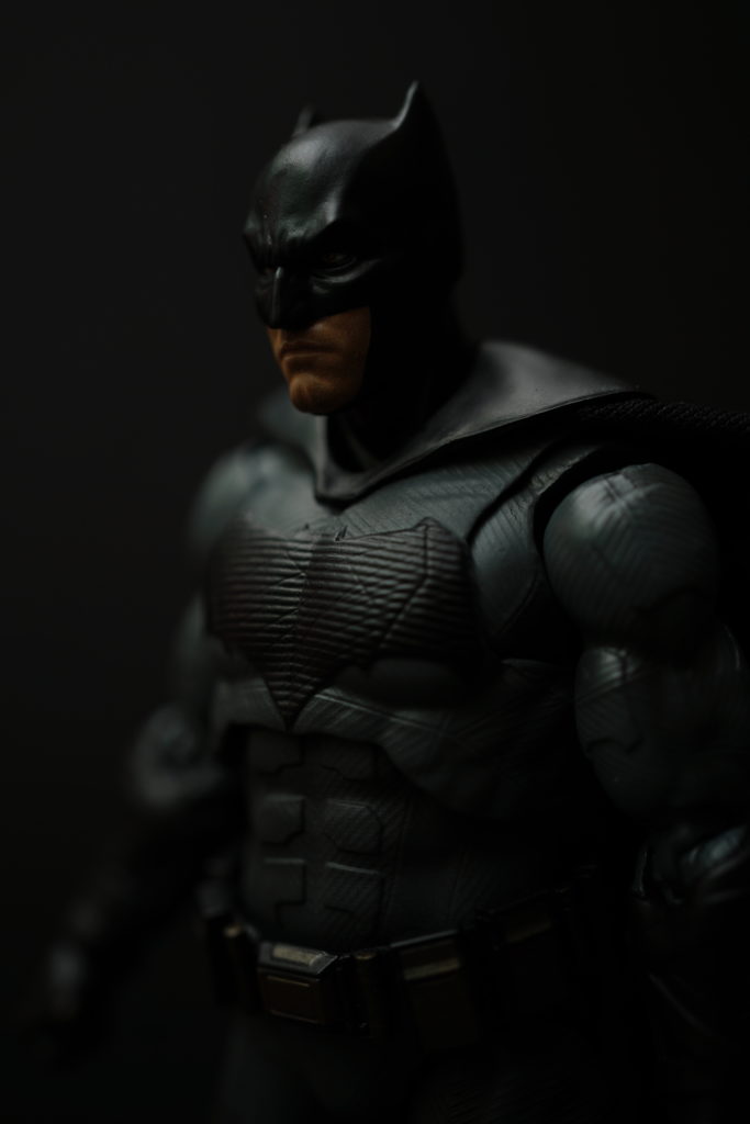 toy-review-figuarts-batman-batfleck-just-very-random-34