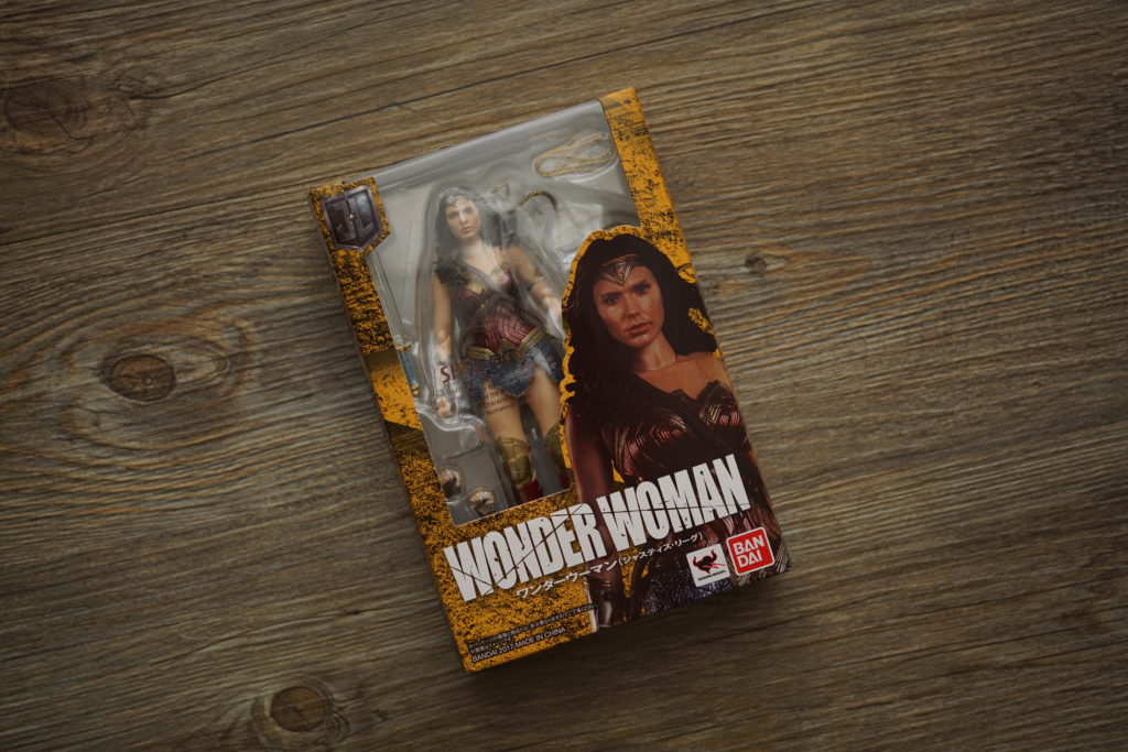 toy-review-figuarts-wonder-woman-just-very-random-1