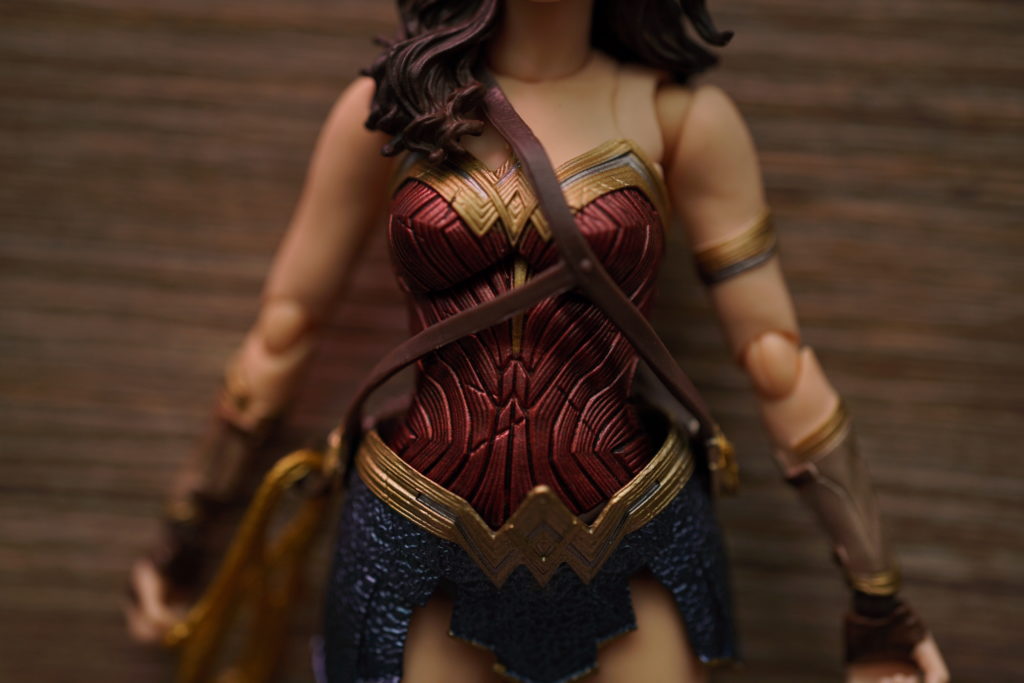 toy-review-figuarts-wonder-woman-just-very-random-11