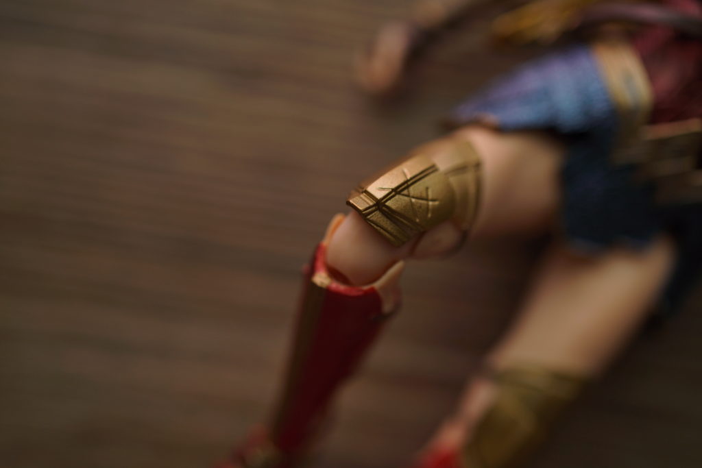 toy-review-figuarts-wonder-woman-just-very-random-12