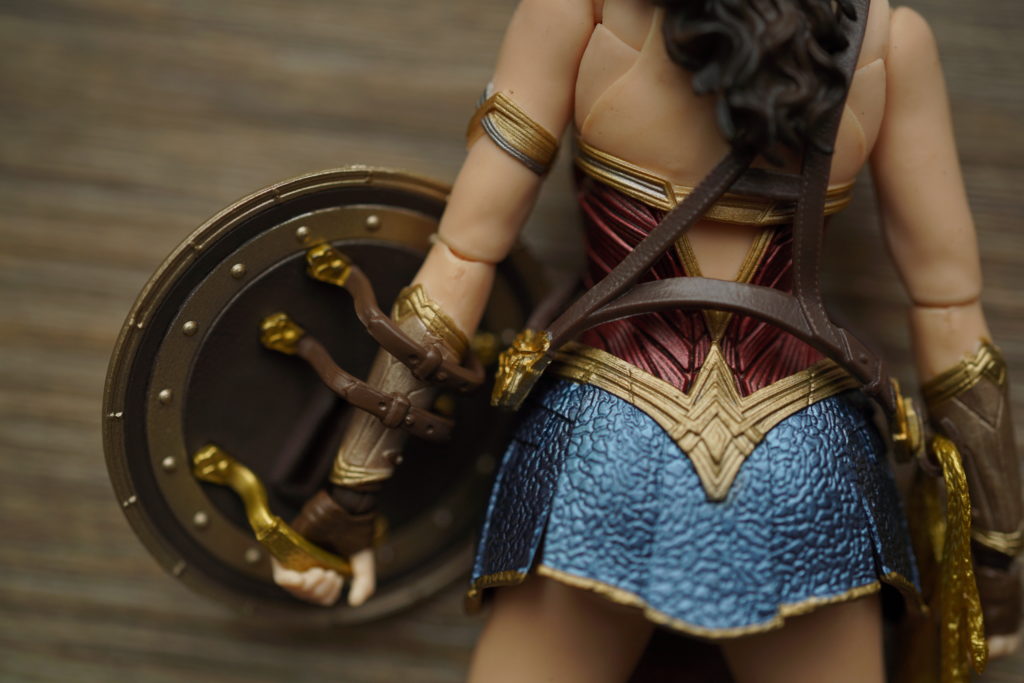 toy-review-figuarts-wonder-woman-just-very-random-20