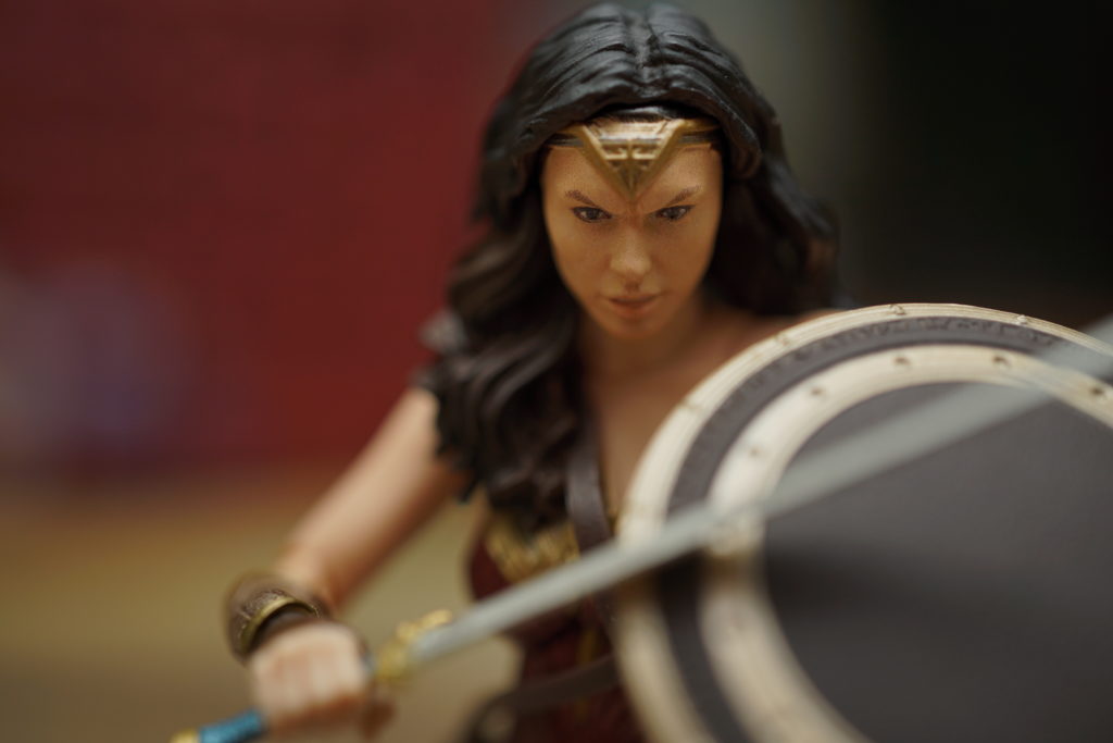 toy-review-figuarts-wonder-woman-just-very-random-5