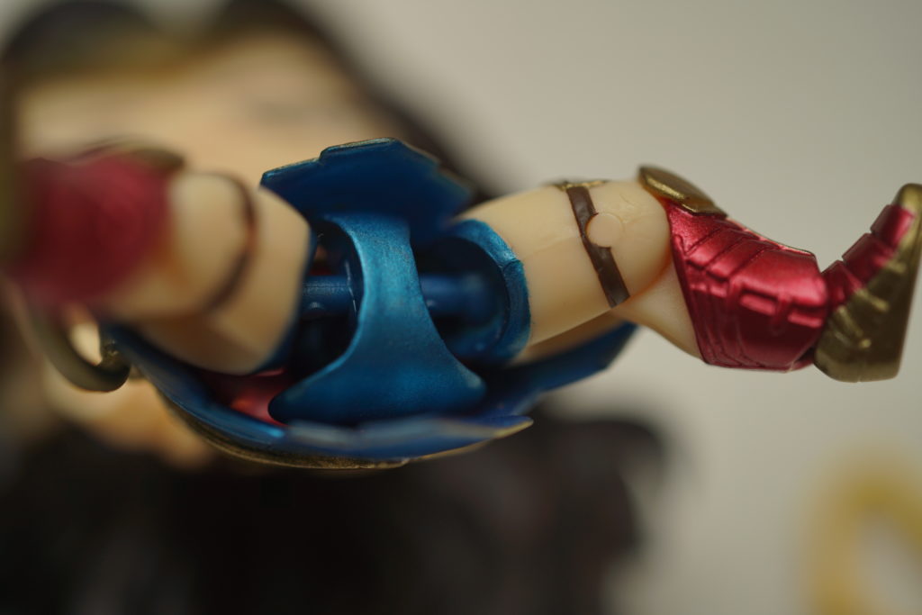 toy-review-nendoroid-wonder-woman-just-very-random-17