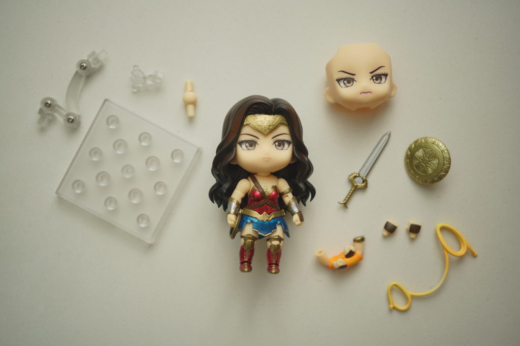 toy-review-nendoroid-wonder-woman-just-very-random-4