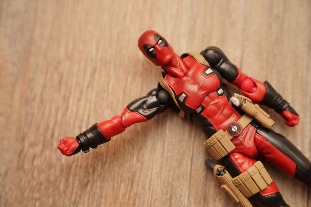 toy-review-figma-deadpool-philippines-justveryrandom-5