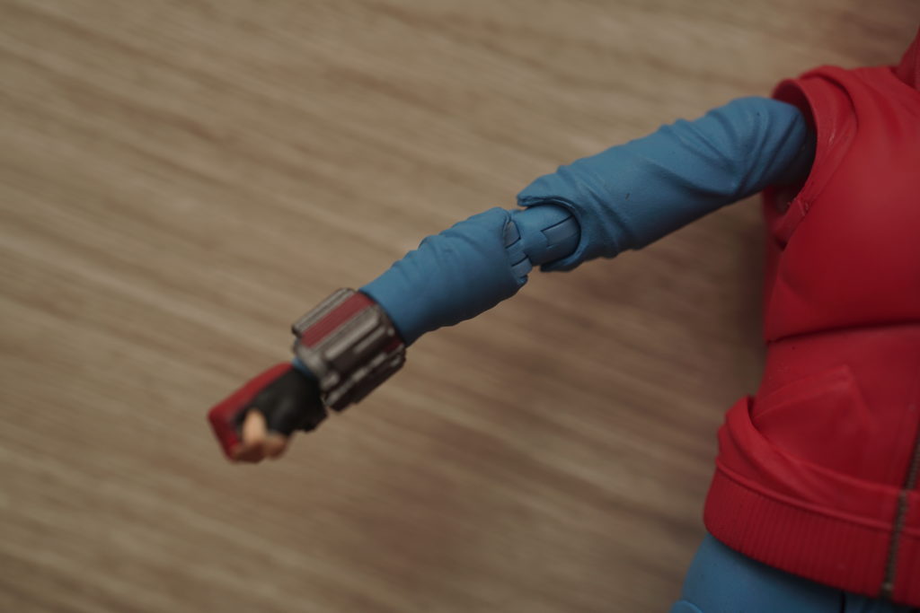 toy-review-figuarts-spiderman-homecoming-just-very-random-16