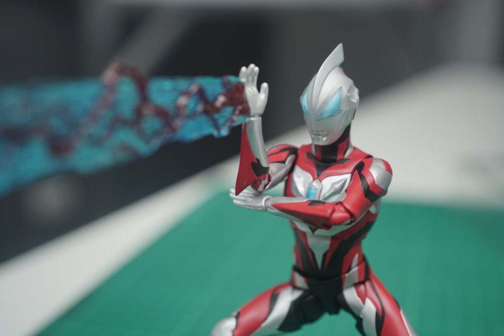 toy-review-figuarts-ultraman-geed-just-very-random-18