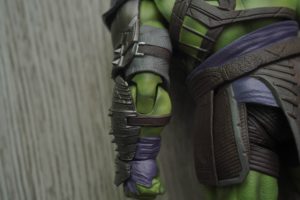 toy-review-s-h-figuarts-thor-ragnarok-hulk-philippines-10