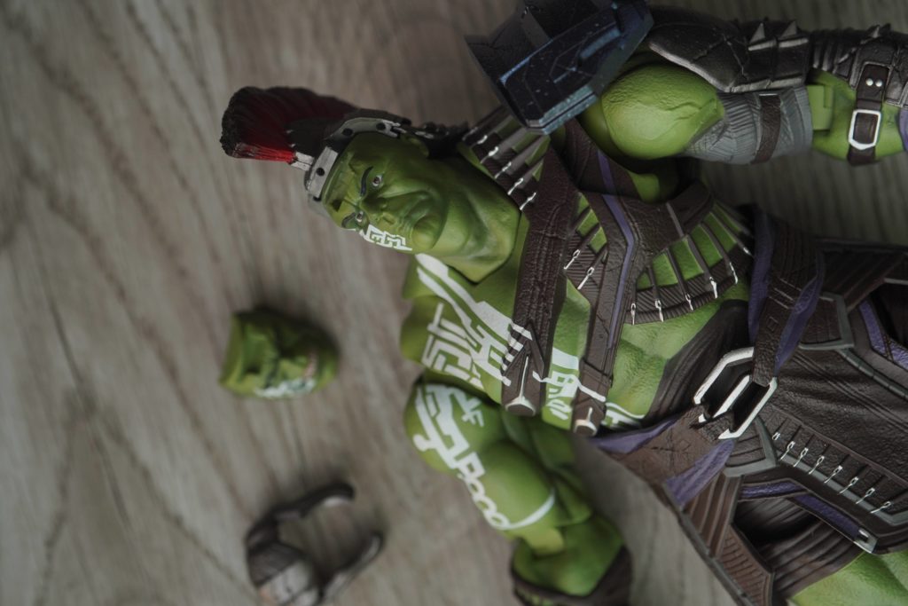 toy-review-s-h-figuarts-thor-ragnarok-hulk-philippines-14