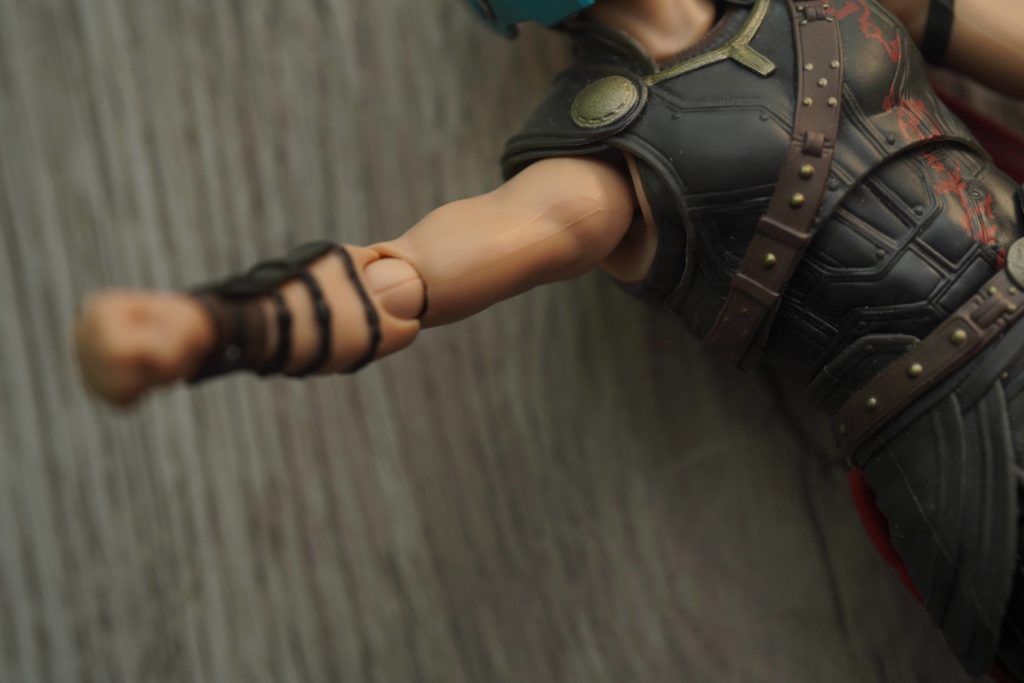 toy-review-s-h-figuarts-thor-ragnarok-philippines-8
