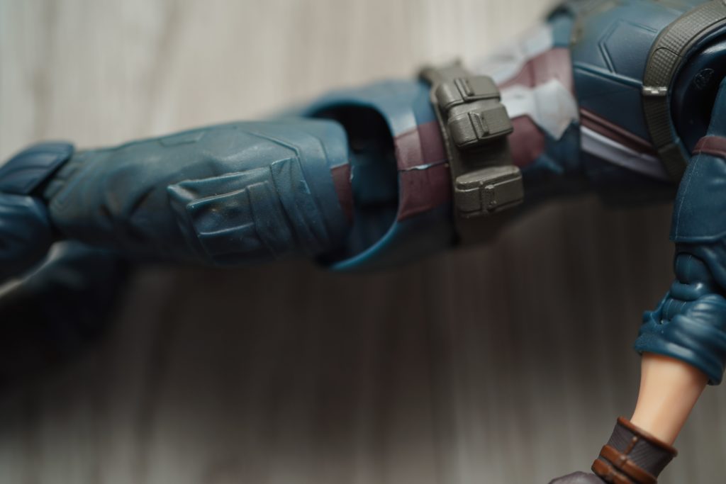 toy-review-shfiguarts-captain-america-avengers-infinity-war-just-very-random-16