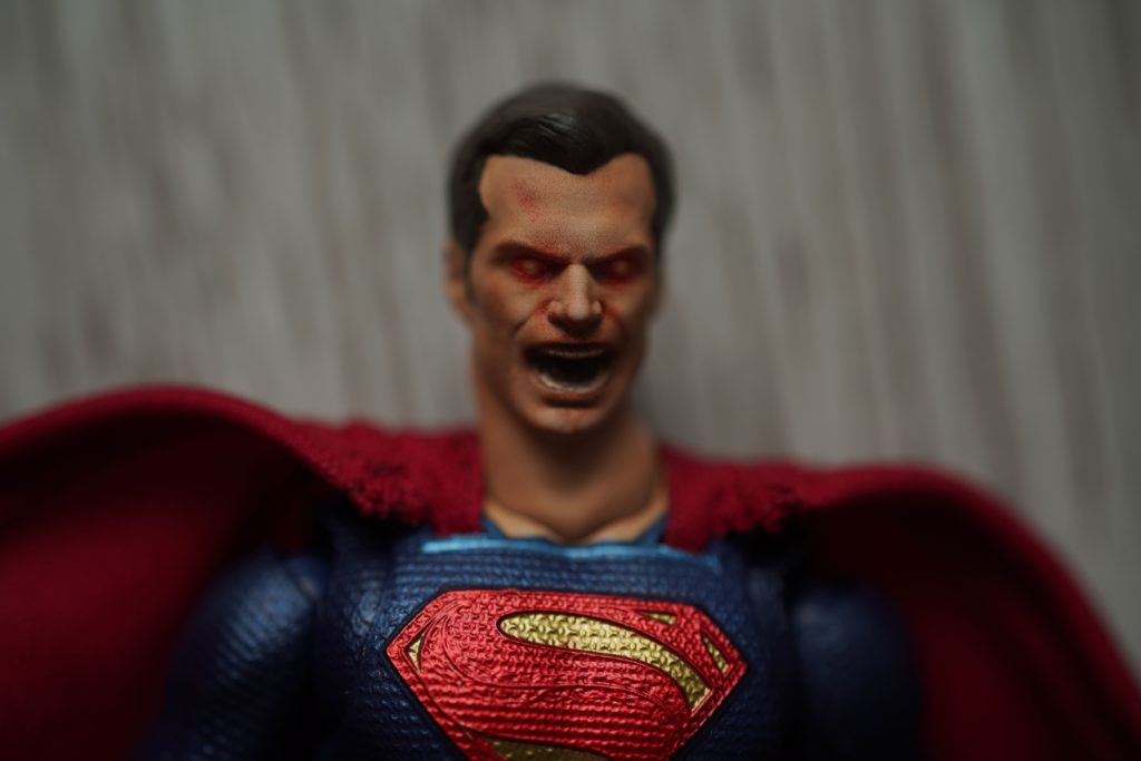 toy-review-shfiguarts-superman-justice-league-just-very-random-14