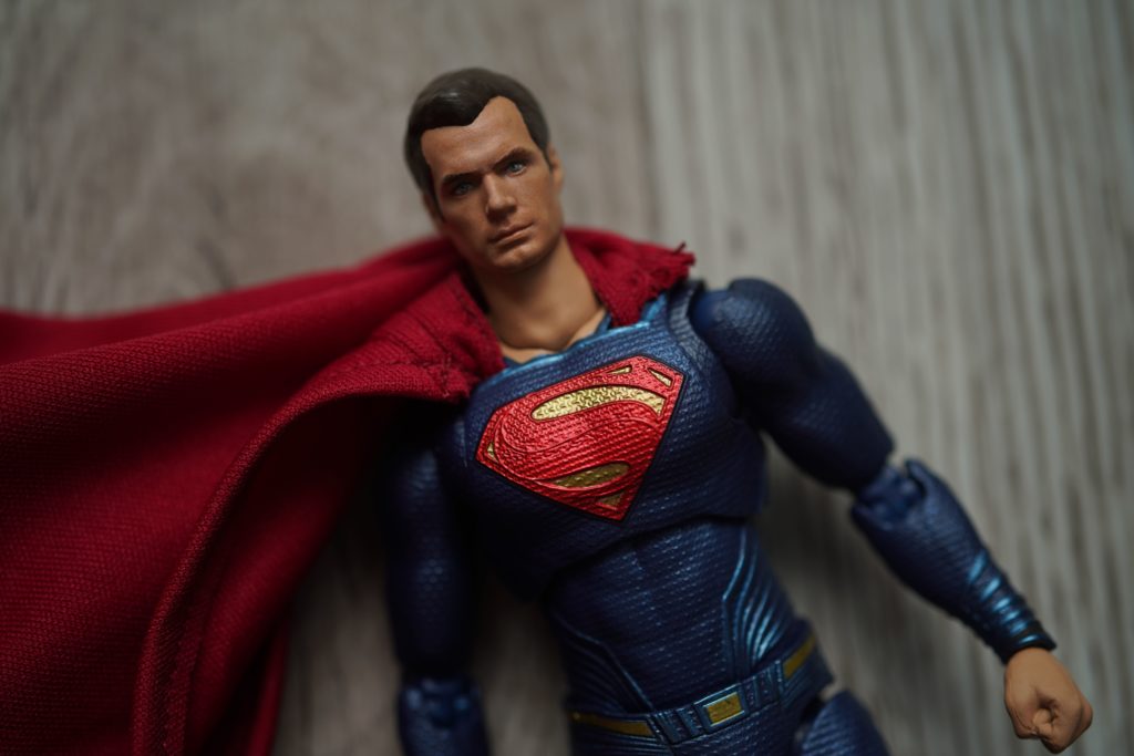 toy-review-shfiguarts-superman-justice-league-just-very-random-5
