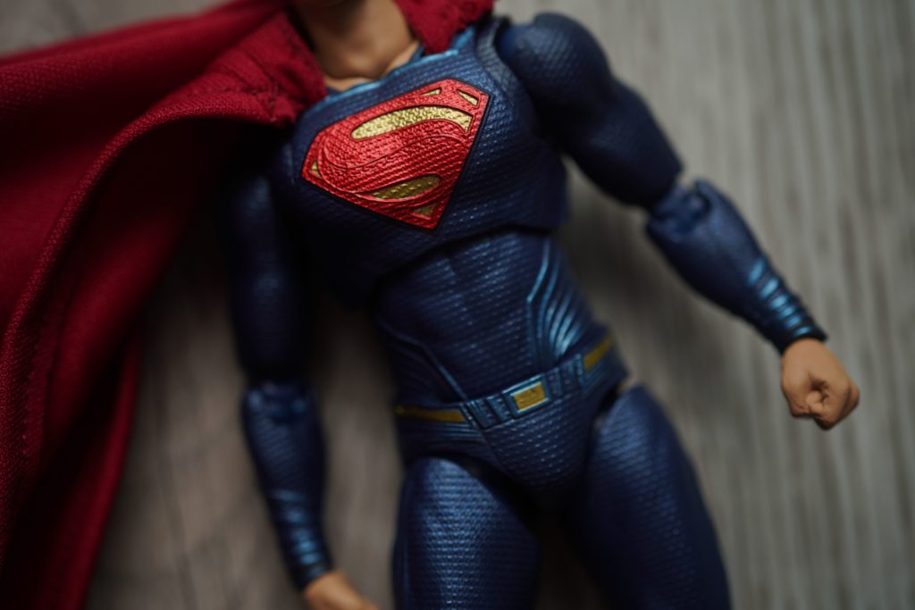 toy-review-shfiguarts-superman-justice-league-just-very-random-6