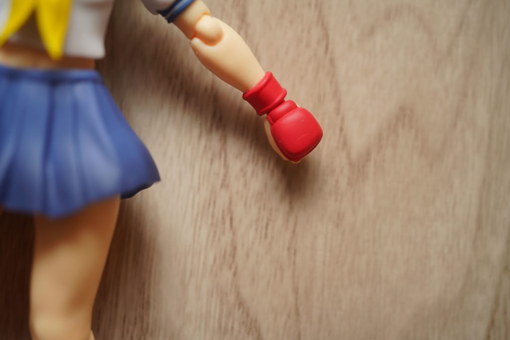 toy-review-shfiguarts-street-fighter-sakura-just-very-random-13