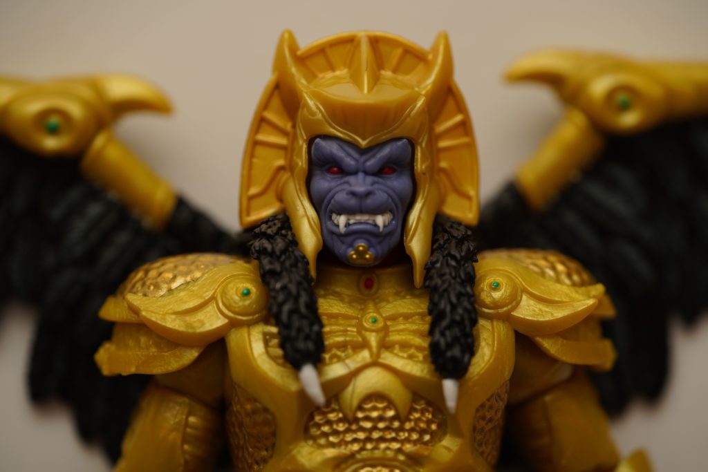 toy-review-power-rangers-lightning-collection-goldar-justveryrandom-17