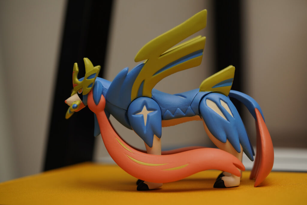  Pokemon Zacian ML-18 4 Inch Figurine : Toys & Games