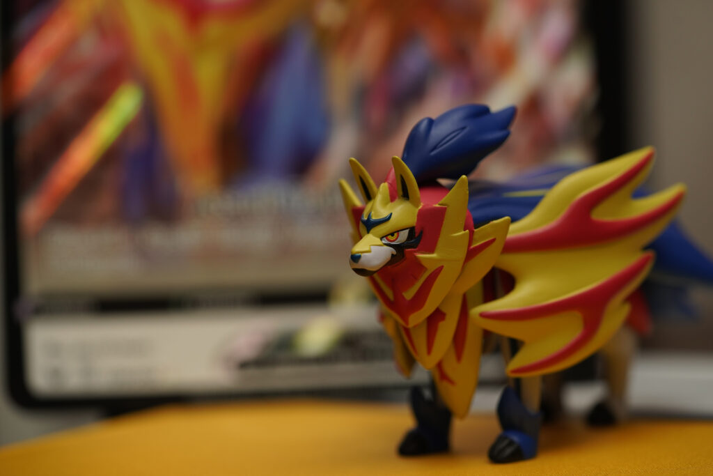 Pokemon Moncolle Poke Del-Z Zamazenta (Crowned Shield) 