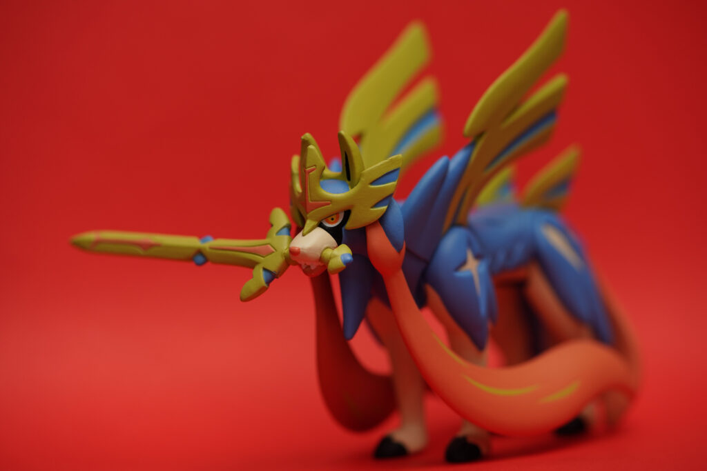 Pokemon Moncolle Poke Del-Z Zamazenta (Crowned Shield)