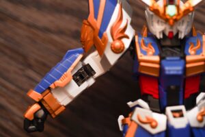 toy-review-liu-bei-gundam-metal-robot-justveryrandom-33