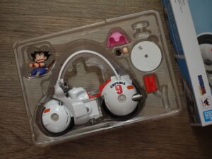 toy-review-figuarts-bulma-capsule-9-bike-dragon-ball-philippines-1
